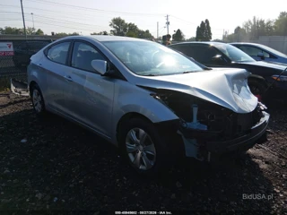 HYUNDAI HYUNDAI ELANTRA SE
