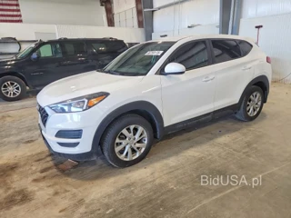 HYUNDAI TUCSON SE