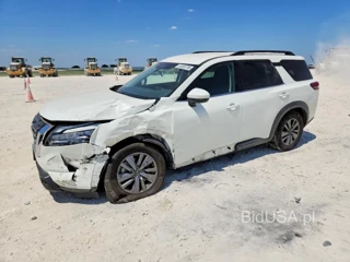 NISSAN PATHFINDER SV