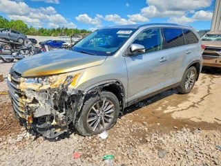 TOYOTA HIGHLANDER XLE