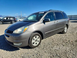 TOYOTA SIENNA XLE 7 PASSENGER