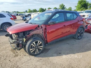 NISSAN KICKS S