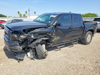 TOYOTA TACOMA SR5