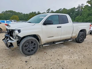 TOYOTA TUNDRA SR5