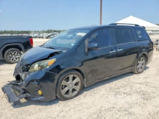 TOYOTA SIENNA SE 8-PASSENGER