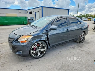 TOYOTA YARIS BASE