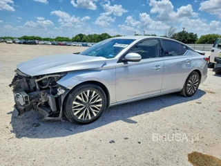 NISSAN ALTIMA SV