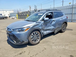 TOYOTA COROLLA CROSS HYBRID SE