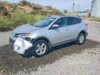 TOYOTA RAV4 XLE
