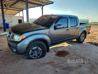 NISSAN FRONTIER PRO-4X