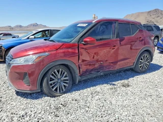 NISSAN KICKS SV