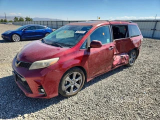 TOYOTA SIENNA SE 8-PASSENGER