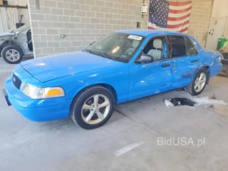 FORD CROWN VICTORIA POLICE INTERCEPTOR