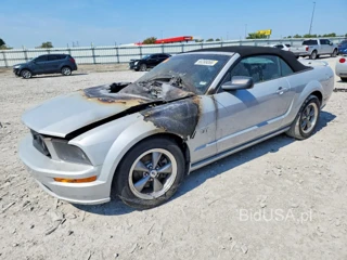 FORD MUSTANG GT