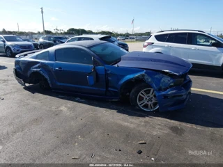 FORD FORD MUSTANG GT DELUXE/GT PREMIUM