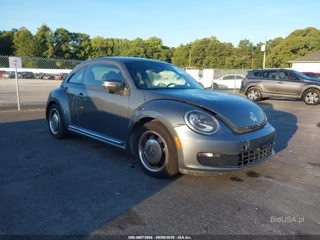 VOLKSWAGEN VOLKSWAGEN BEETLE 1.8T SE