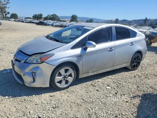 TOYOTA PRIUS PLUG-IN HYBRID BASE
