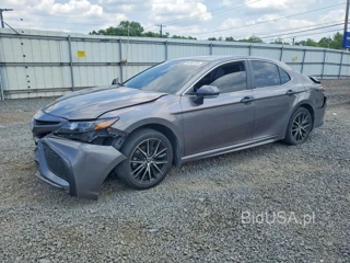 TOYOTA CAMRY HYBRID SE