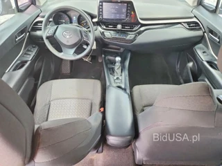 TOYOTA C-HR LE