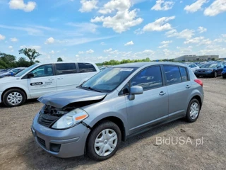 NISSAN VERSA 1.8 S