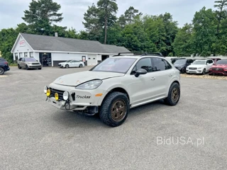 PORSCHE CAYENNE TURBO