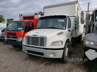 FREIGHTLINER M2 106 MEDIUM DUTY