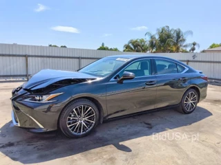 LEXUS ES 300H BASE