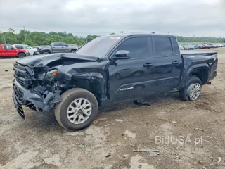 TOYOTA TACOMA SR5