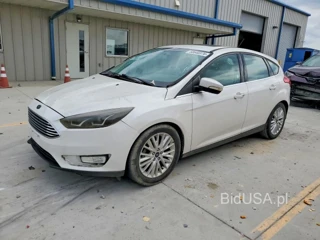 FORD FOCUS TITANIUM