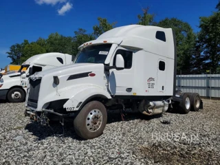 PETERBILT 579