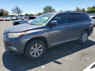TOYOTA HIGHLANDER SE