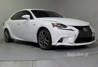 LEXUS IS 200T