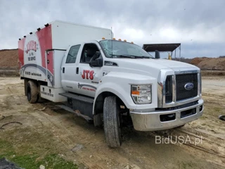 FORD F750 SUPER DUTY