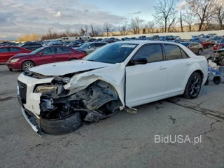 CHRYSLER 300 TOURING