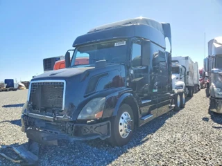 VOLVO VNL