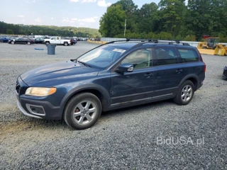 VOLVO XC70 3.2