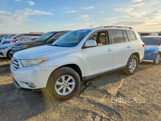 TOYOTA HIGHLANDER SE