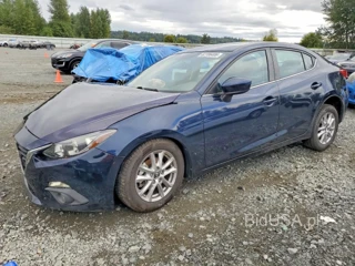 MAZDA 3 TOURING