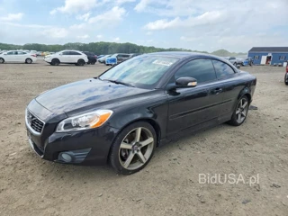 VOLVO C70 T5