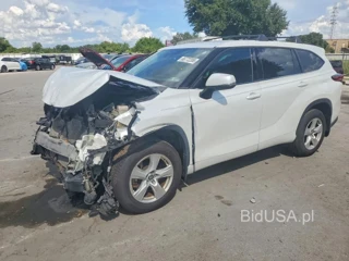 TOYOTA HIGHLANDER LE