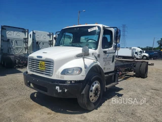 FREIGHTLINER M2 106 MEDIUM DUTY