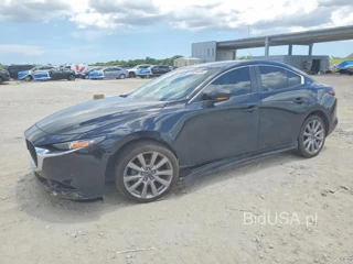MAZDA 3 PREFERRED