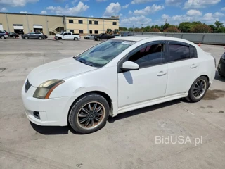 NISSAN SENTRA 2.0