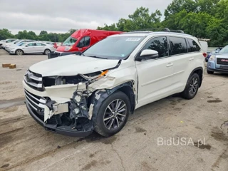 TOYOTA HIGHLANDER XLE