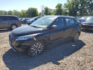NISSAN KICKS SV
