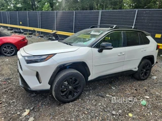 TOYOTA RAV4 XSE
