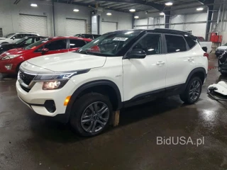 KIA SELTOS S