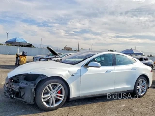 TESLA MODEL S P90D