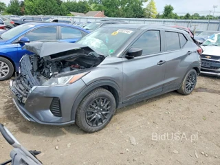 NISSAN KICKS S