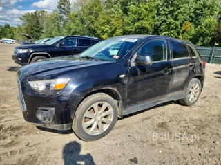 MITSUBISHI OUTLANDER SPORT ES